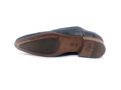 Sacha - Leather