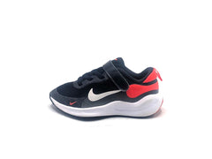 Nike Revolution 7