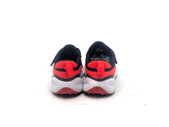 Nike Revolution 7