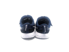 Nike Revolution 5