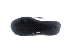 Nike Revolution 5