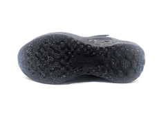 Nike Revolution 6