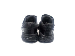 Nike Revolution 6