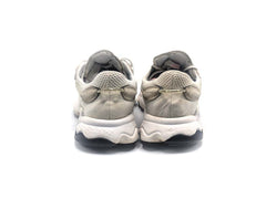 Adidas OZWEEGO