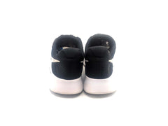 Nike Tanjun