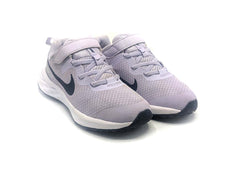 Nike Revolution 6