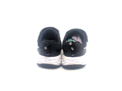 Nike Revolution 6