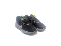 Nike Revolution 5