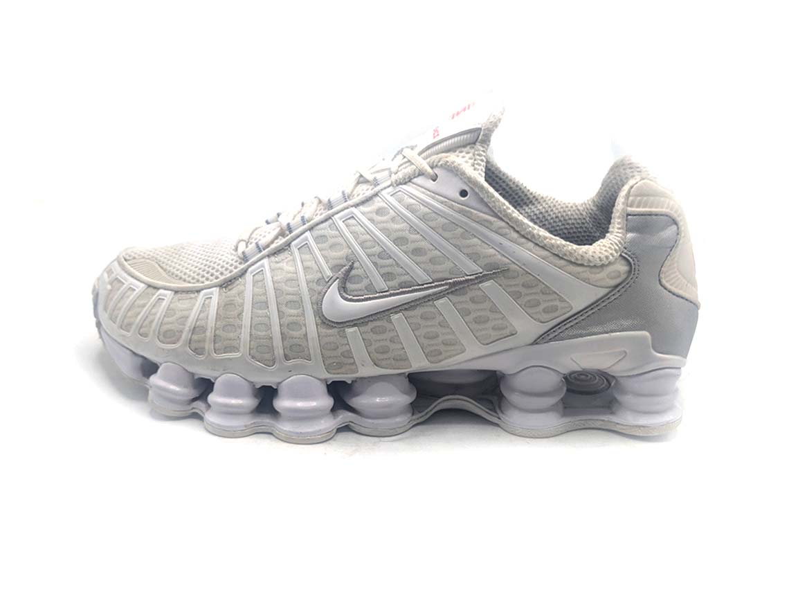 Nike Shox Gravity