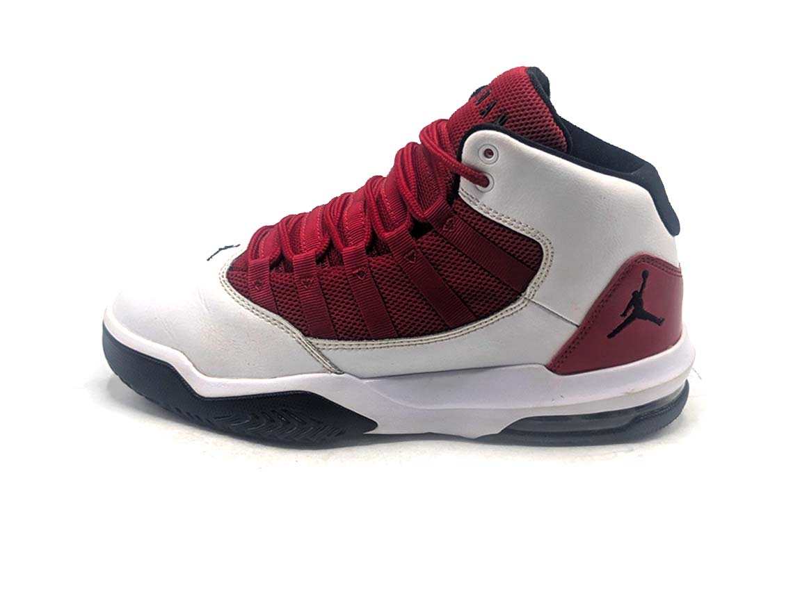 Jordan Max Aura
