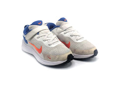 Nike Revolution 7