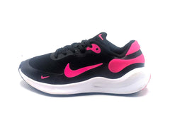 Nike Revolution 7
