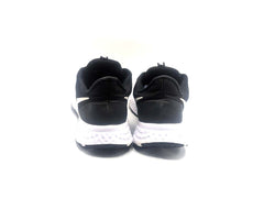 Nike Revolution 5