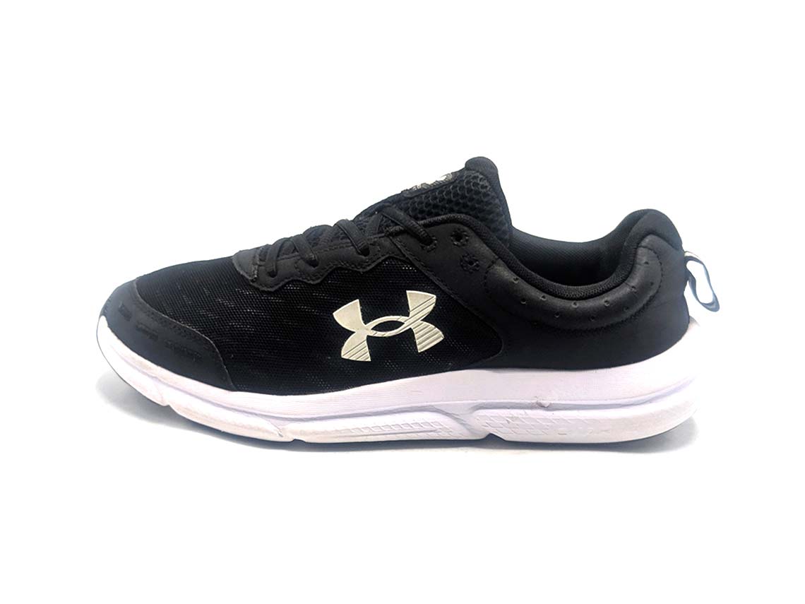 Under Armour Assert 10