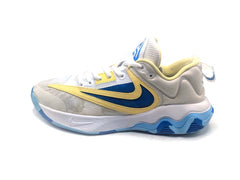 Nike Giannis Immortality 3 - Indoor