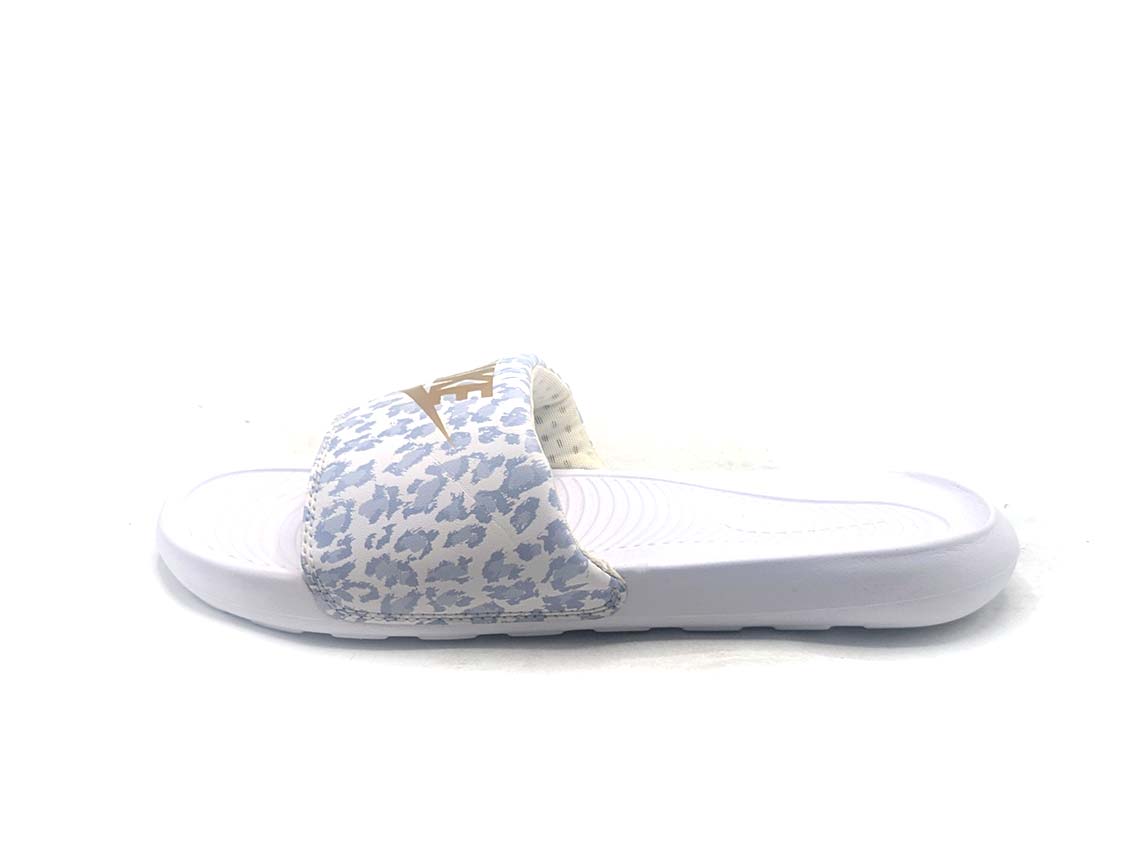 Nike Victori One