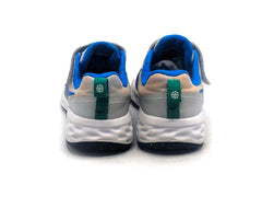Nike Revolution 6