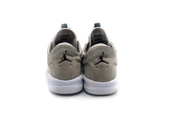 Air Jordan First Class