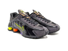 Nike Shox R4