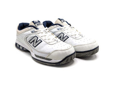 New Balance 806