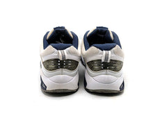 New Balance 806