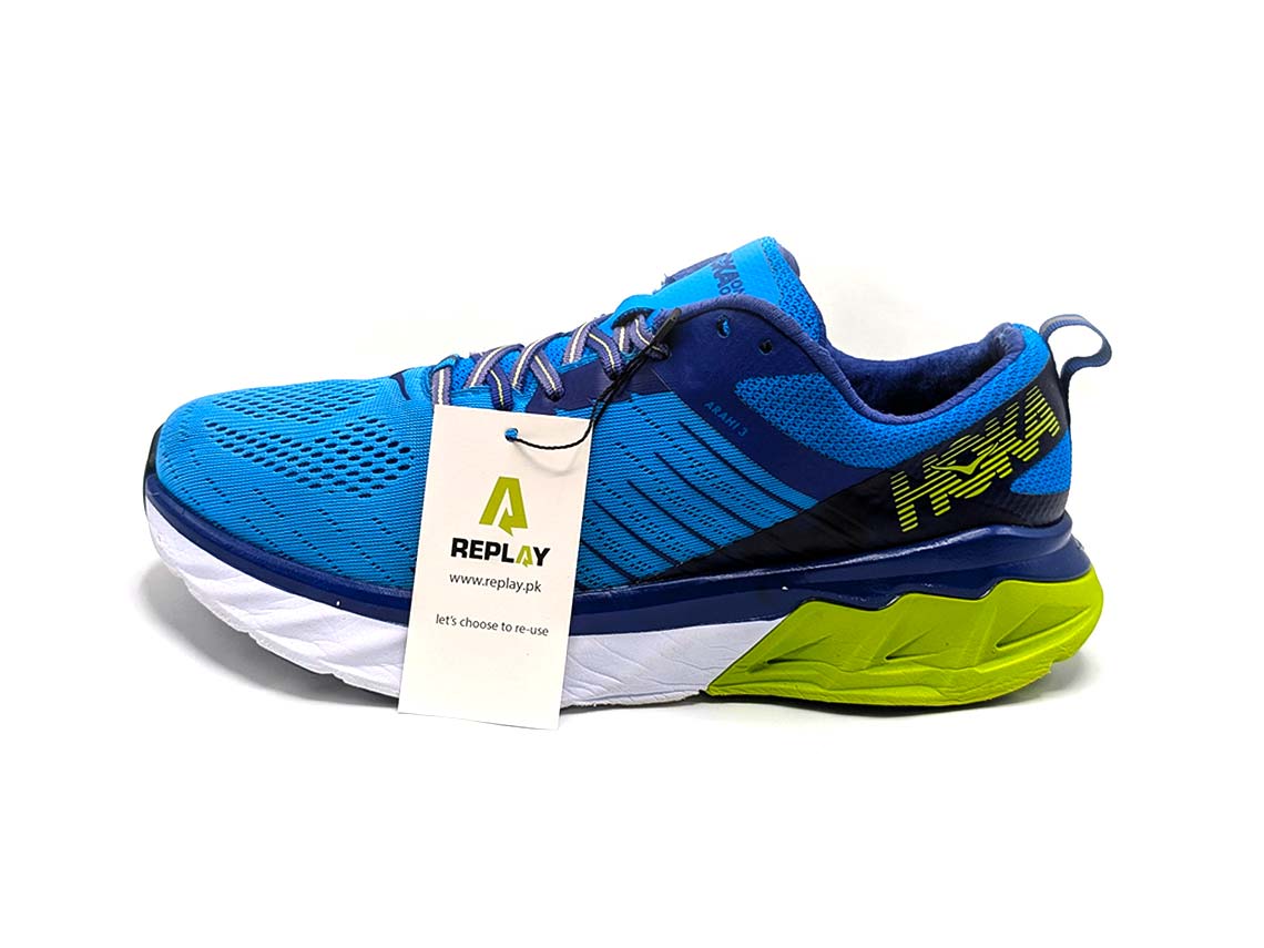 Hoka One One Arahi 3