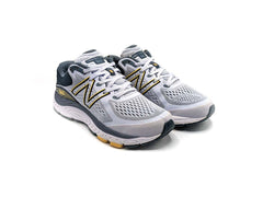 New Balance 840