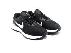 Nike Revolution 6