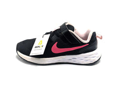 Nike Revolution 6