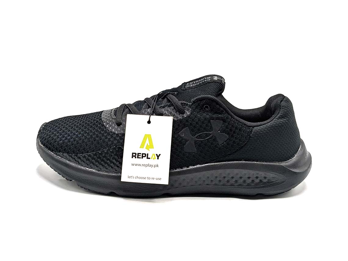 Under Armour Charged Pursuit 3