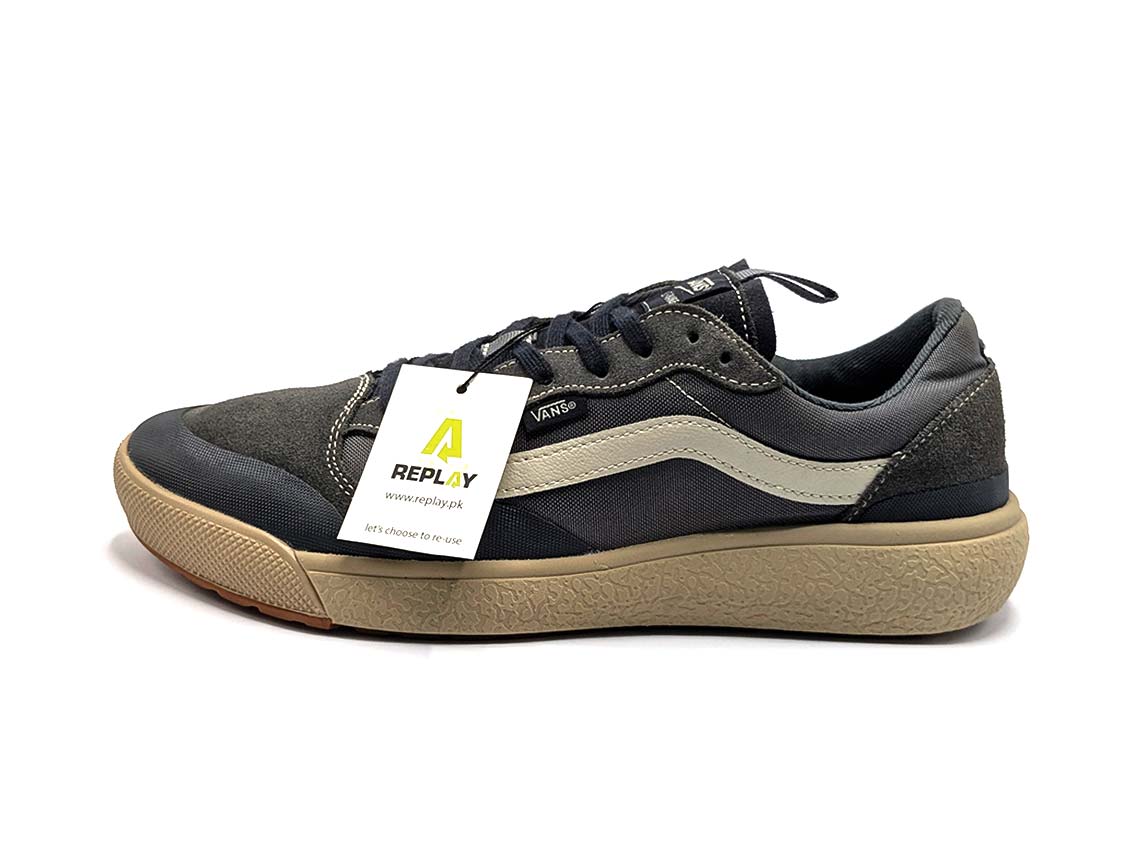 Vans UltraRange