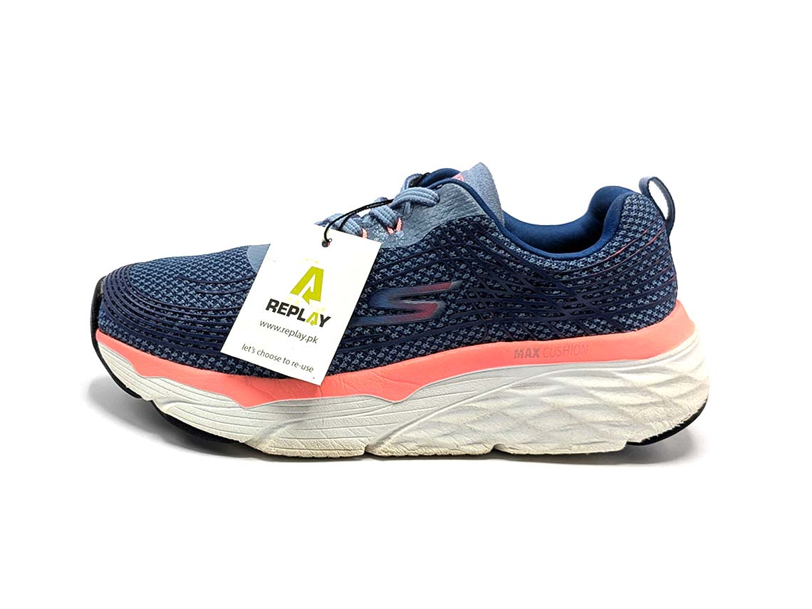 Skechers Max Cushioning