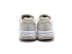 Nike Revolution 6