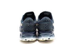 Asics Novablast