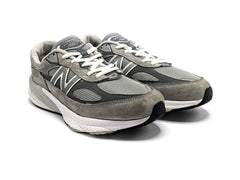 New Balance 990V6