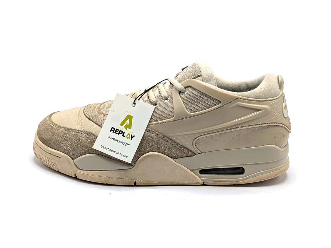 Air Jordan IV