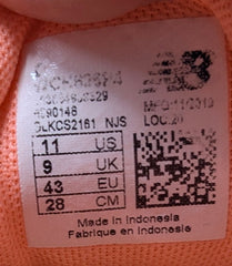 New Balance 696