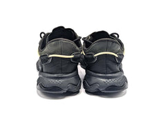 Adidas OZWEEGO