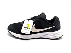 Nike Revolution 6