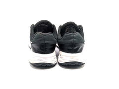 Nike Revolution 6