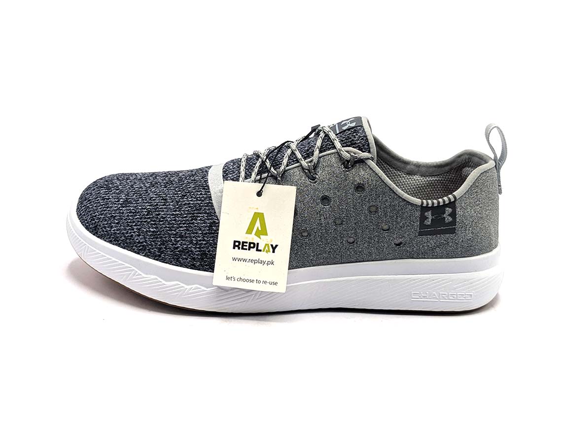 Under Armour Charged 24/7