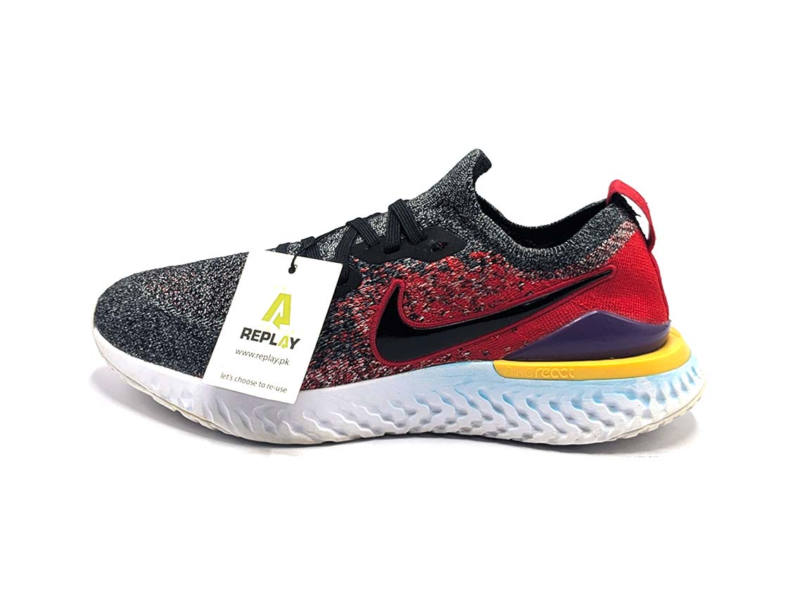 Nike Epic React Flyknit 2
