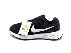 Nike Revolution 6