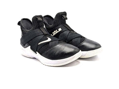 Nike LeBron Soldier 12 - Indoor