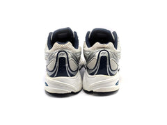 New Balance 410