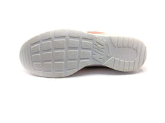 Nike Tanjun