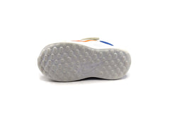 Nike Revolution 7