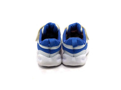 Nike Revolution 7