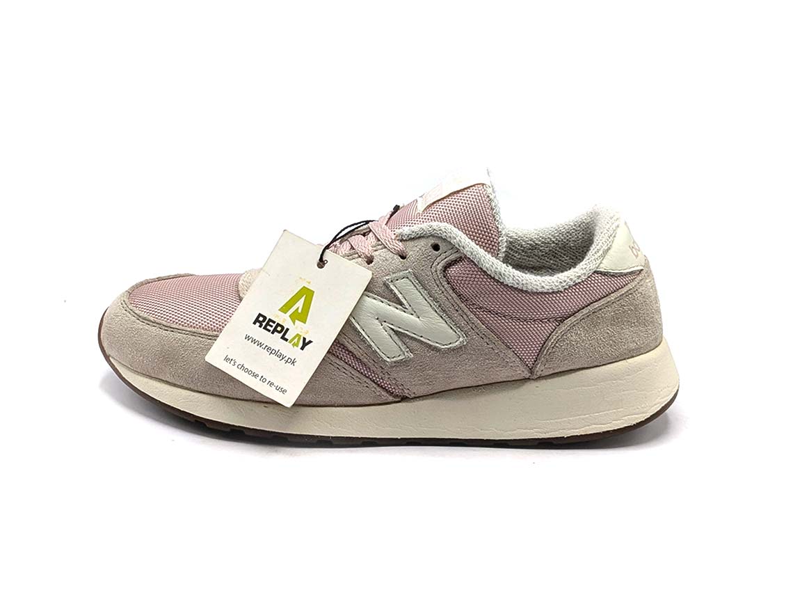 New Balance 420