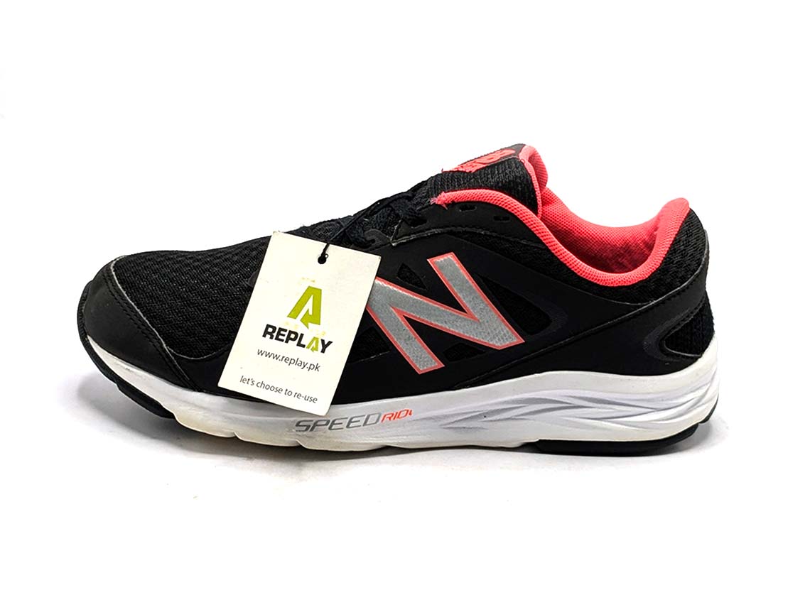 New Balance 490v4